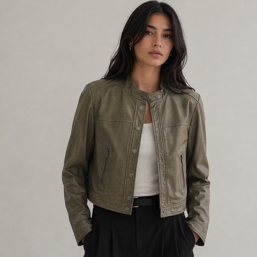 BCBG MAX AZRIA Women‎ Medium 100% Leather Moto Biker Jacket Lead structured